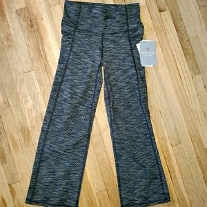 New Athleta Power-Up Capri, Gray